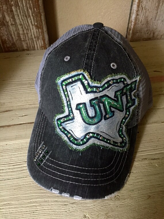 unt hat