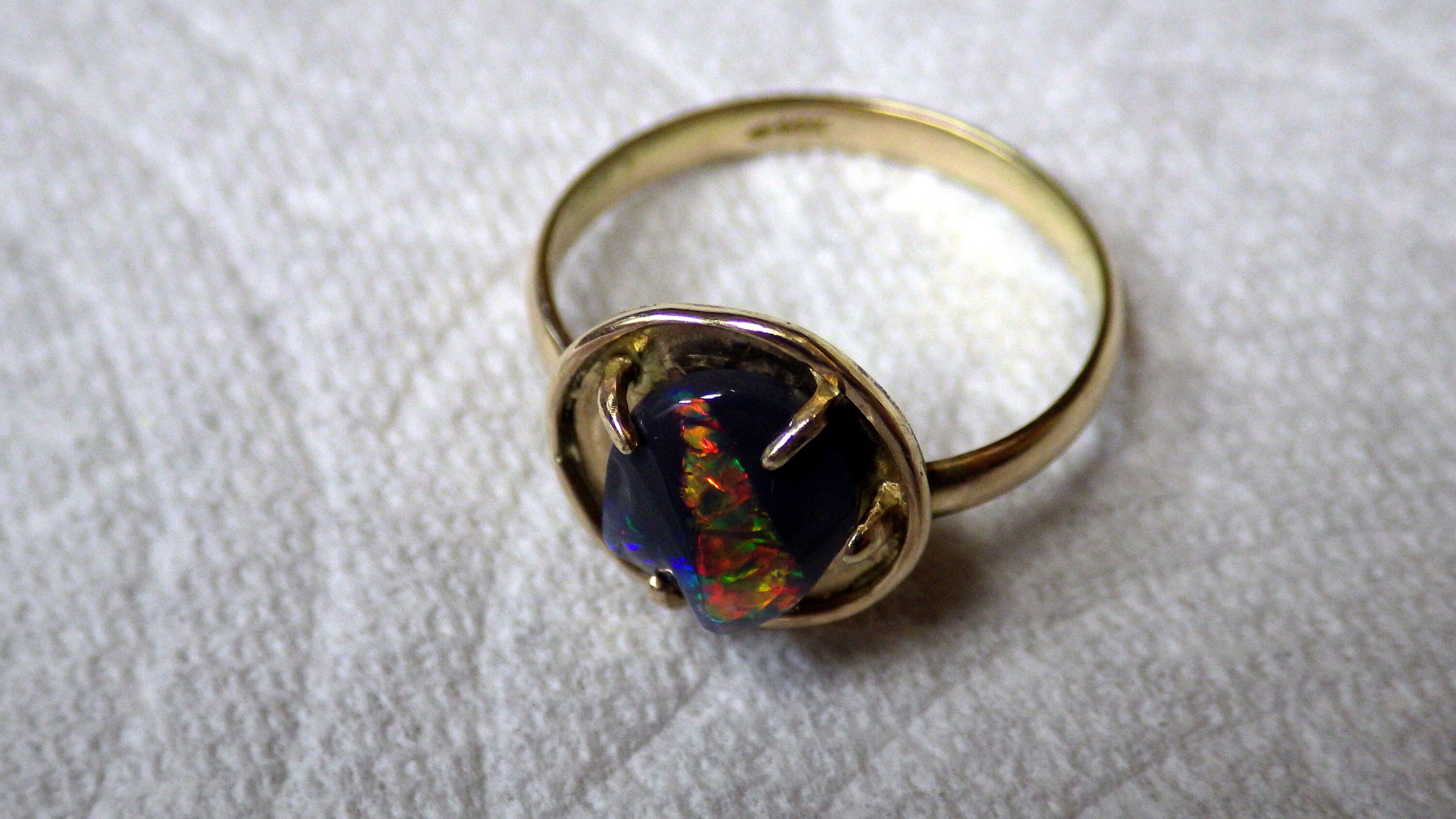 Opal Gold Nugget Ring - Etsy