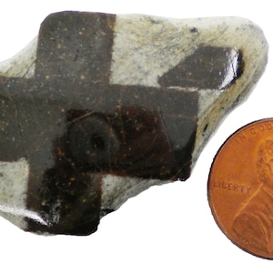 Staurolite - 23 gram -1.75 x 1&quot; Mineral Display Specimen-Polished Cross - STR041