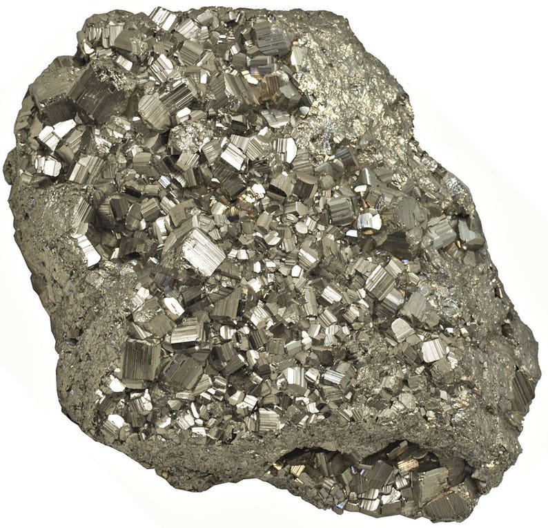 Железо в чистом виде в природе. Iron Pyrite. Чистое железо. Железо в чистом виде.