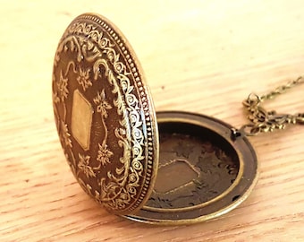 Vintage Large Round Art Nouveau Bronze Locket Necklace floral long chain big prayer box antique style retro leaves vines keepsake locket