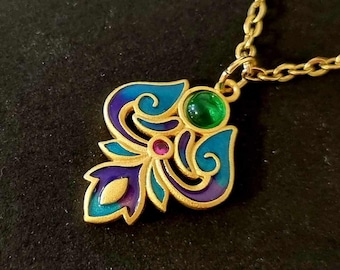 Elegant Cloisonné-blommigt halsband: Smaragdgrön berlock, guldfärgad rostfri stålkedja