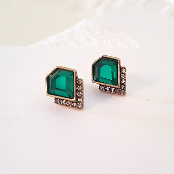 Trova vintage: orecchini a bottone in stile Art Déco con strass verde smeraldo