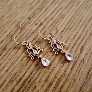 Art Nouveau Gold Chandelier Earrings: Teardrop Cubic Zirconia Dangle