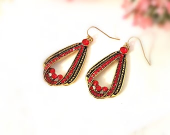 Art Deco Rubinrot Kristall Ohrringe: Vintage Gold Teardrop Schmuck