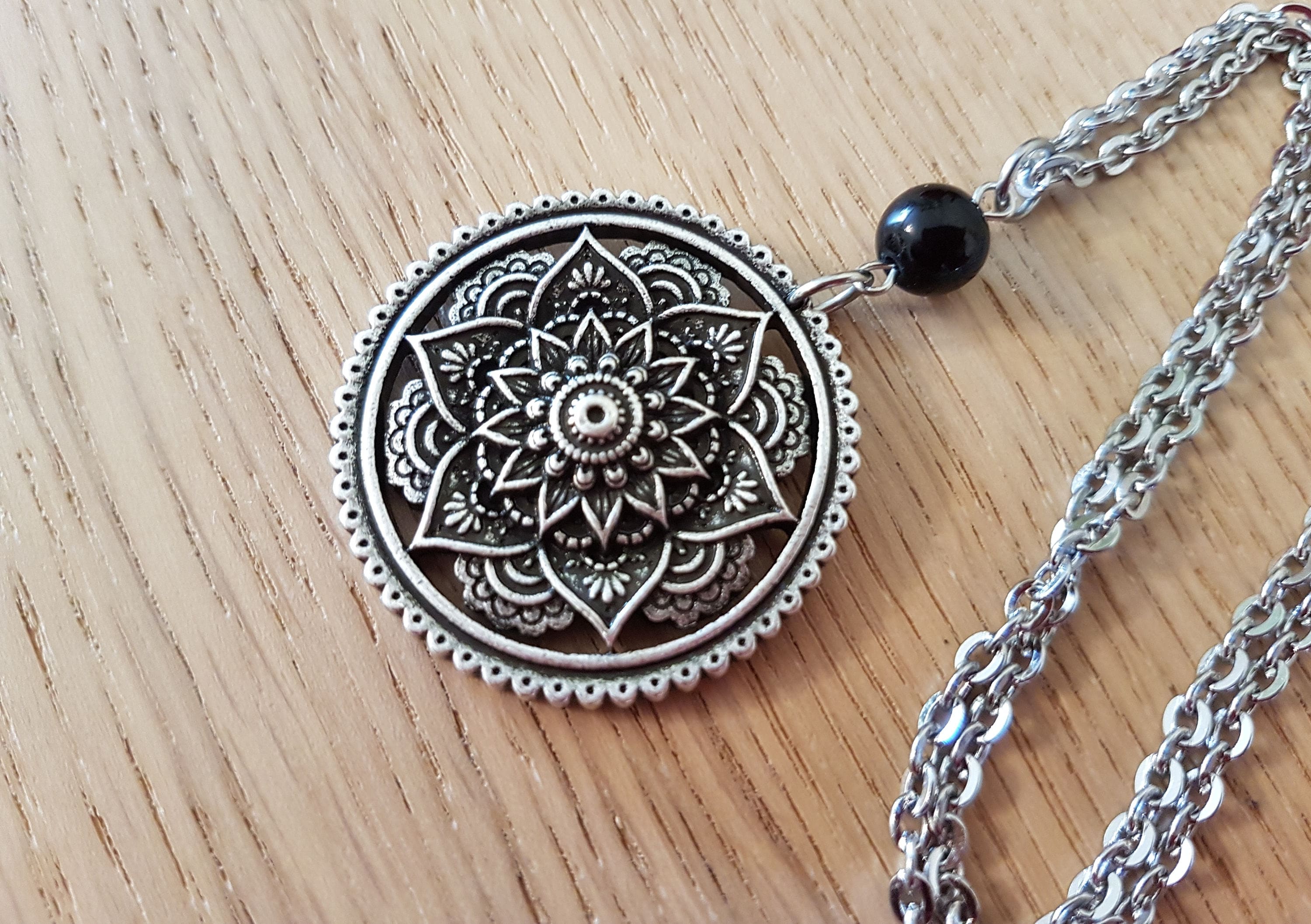 EUEAVAN Collana Donna Mandala Fiore Della Vita - Acciaio Inox 316, Ciondolo Fiore Di Loto, Catena Delicata, Regalo