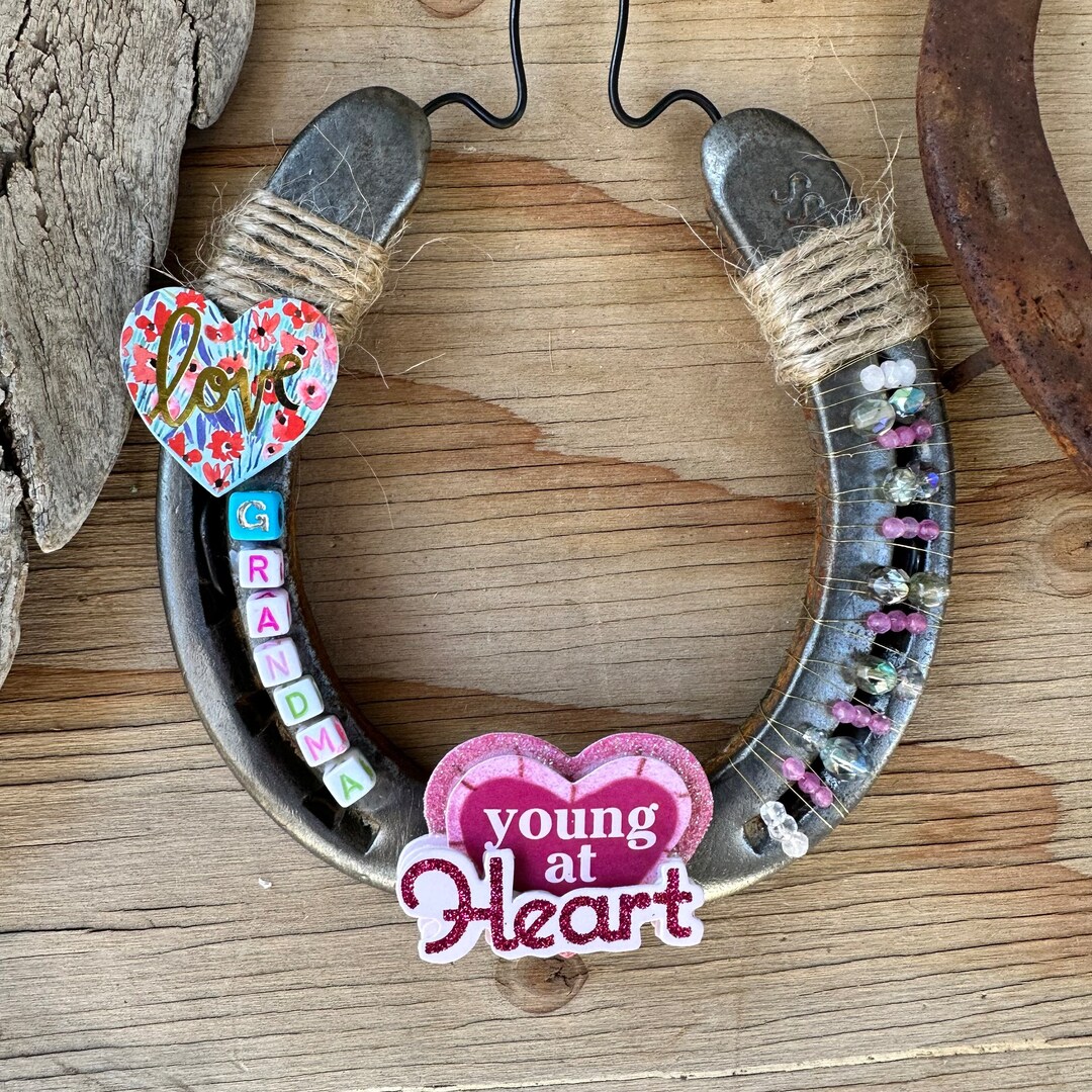 Mothers Day, Gift for Grandma, Horse Shoe Wall Art, Rustic Country