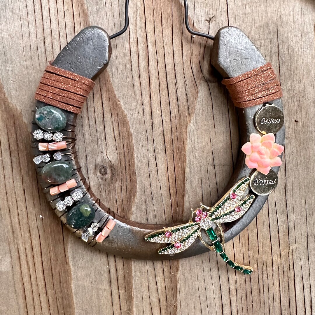 Dragonfly Horse Shoe Wall Art Rustic Country Decor Etsy