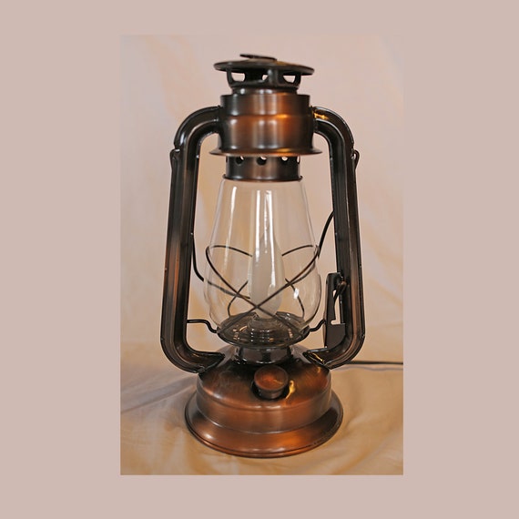 table lamp old fashioned