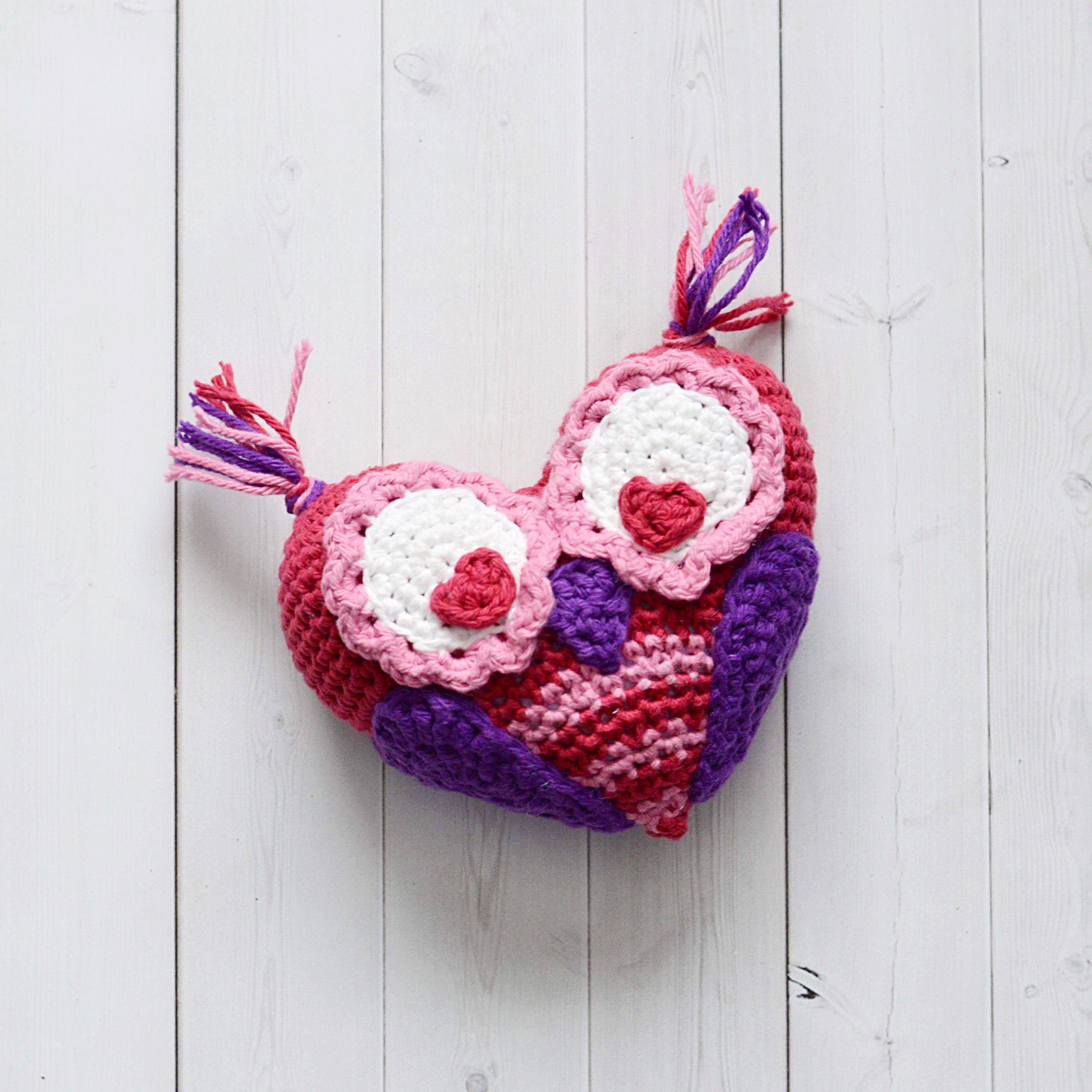 Crochet Heart Owl: Amigurumi Valentine Pattern (PDF)