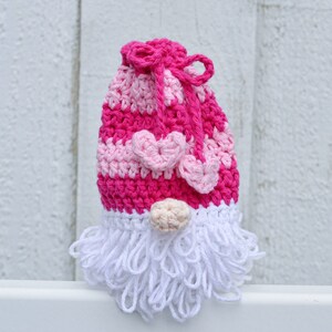 Holiday Gnome Treat Bag Crochet Pattern image 2