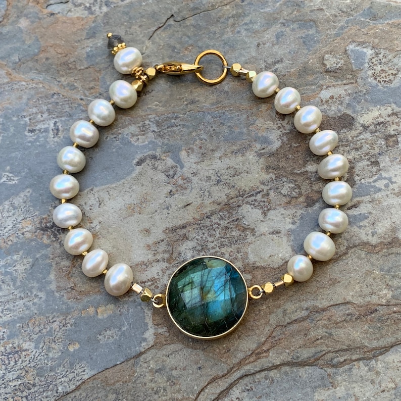 Pearl Bracelet with Labradorite and gold vermeil accents 7.25 inches