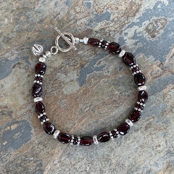Garnet Bracelet 2025