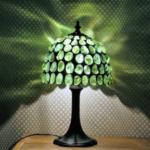 Green Stained Glass Lamp, Tiffany Lamp Green Stained Glass Lamp, Tiffany Lamp