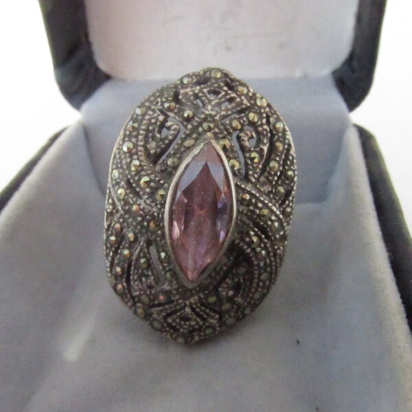 Vintage Sterling Amethyst & Marcasite Ring - Size 9 Solitaire with Accents Ring - 925 Silver - New Old Stock, Never Worn Women's Jewelry