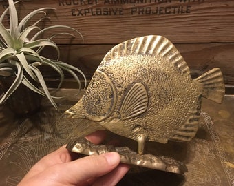 Brass ocean fish butterfly fish
