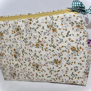 Toiletry bag toiletry bag