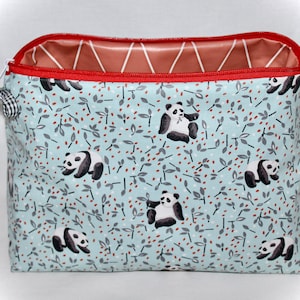 Toiletry bag for children, toiletry bag with names, toiletry bag with animals, toiletry bag for children