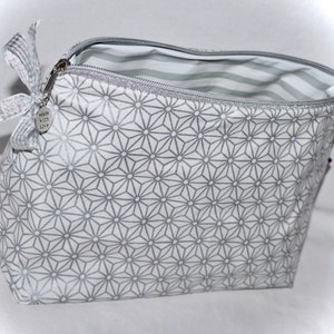 Toiletry bag toiletry bag