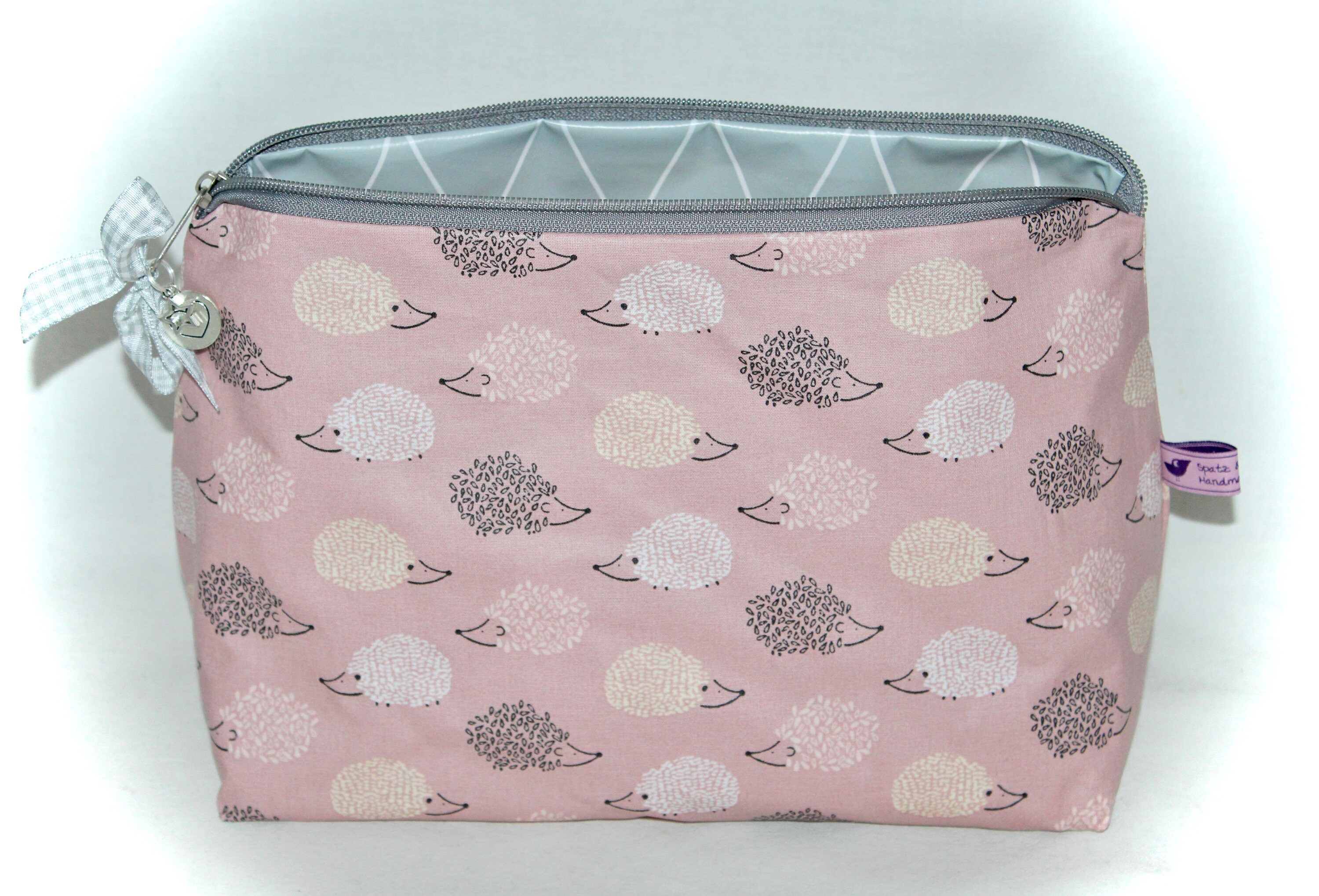 Cute Toiletry Bag in Pink and Grey With Hedgehogs -  Norway