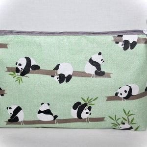 Süsse Kosmetiktasche mit Pandabären