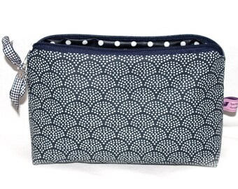 Cosmetic bag cosmetic bag