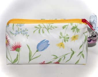 Cosmetic bag with name