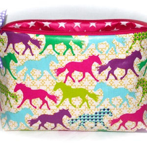Toiletry bag, wash bag, wash bag