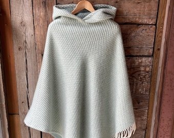 Poncho cape en laine d'agneau vert menthe Poncho pour femme Poncho couverture en pure laine vert/blanc Poncho long en laine poncho cape en pure laine d'agneau vert menthe