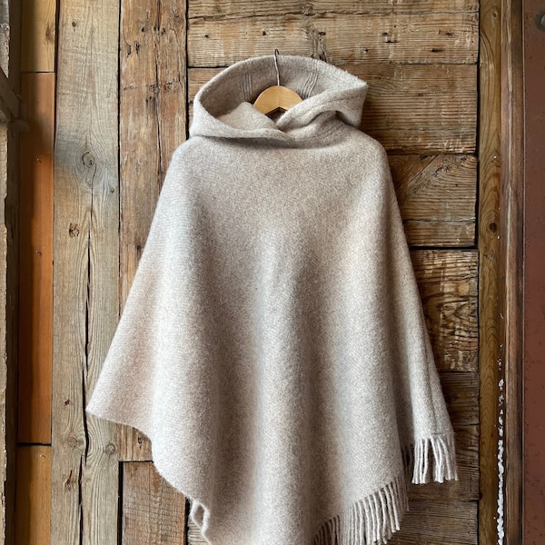 Beige wool blanket poncho cape with hood Light beige hooded poncho cape with fringes Long wool poncho cape Lambswool blanket poncho cape