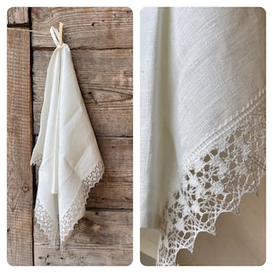 White linen tea towel floral lace, Laced white linen tea towel, Vintage stonewashed linen tea towel white/grey linen lace 19&#39;&#39;x33&#39;&#39;/50x85cm