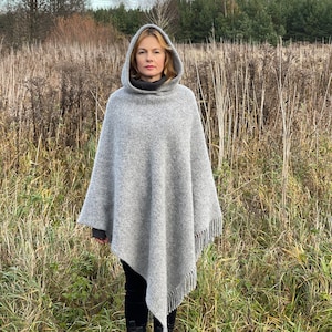Grey wool poncho cape with hood and fringes Grey wool blanket poncho cape Pure lambswool Hooded long poncho cape Grey Blanket poncho cape