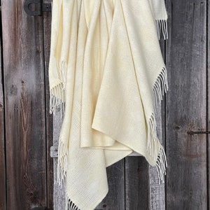 Light yellow wool throw blanket whit fringes Pure lambswool Cream yellow throw blanket Sofa throw blanket soft yellow 51&#39;&#39;X79&#39;&#39;/130X200cm