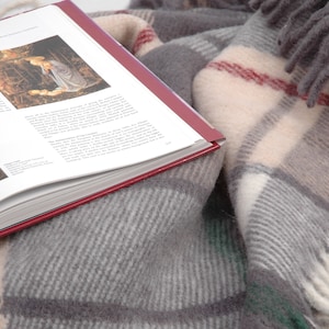 XL size Grey/beige large check wool throw blanket with fringes-Large check wool throws blanets-67&#39;&#39;X82&#39;&#39;/170X210cm Perfect Christmas gift