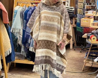 Puur wollen capuchon Bruine Alpaca/lamswol mix poncho cape mantel Ethno stijl wollen deken poncho cape zeer warm en ademend