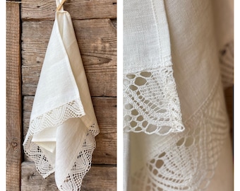 White linen tea towel floral wawy lace, Laced white linen tea towel, Vintage linen tea towel white floral beautiful lace 19''x33''/50x85cm