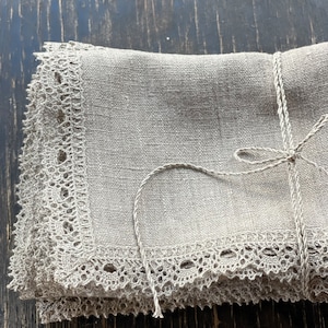 100 % LINEN NAPKINS Natural grey with linen lace napkins Rustic linen napkins Luxury linen napkins Wedding napkins Shabby chic vintage style