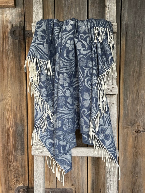 Blue cashmere throw shop