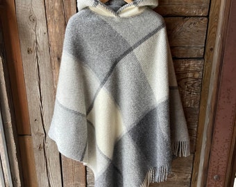 Grey lambswool poncho cape with hood large check Grey/white hooded poncho cape Wool blanket poncho cape Hooded lambswool blanket poncho cape