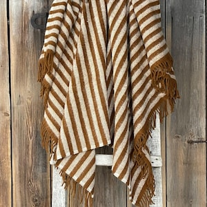 Caramel brown wool throw blanket Striped with fringes Pure lambswool Caramel brown throw blanket wool Sofa throw blanket 51&#39;&#39;X79&#39;&#39;/130X200cm