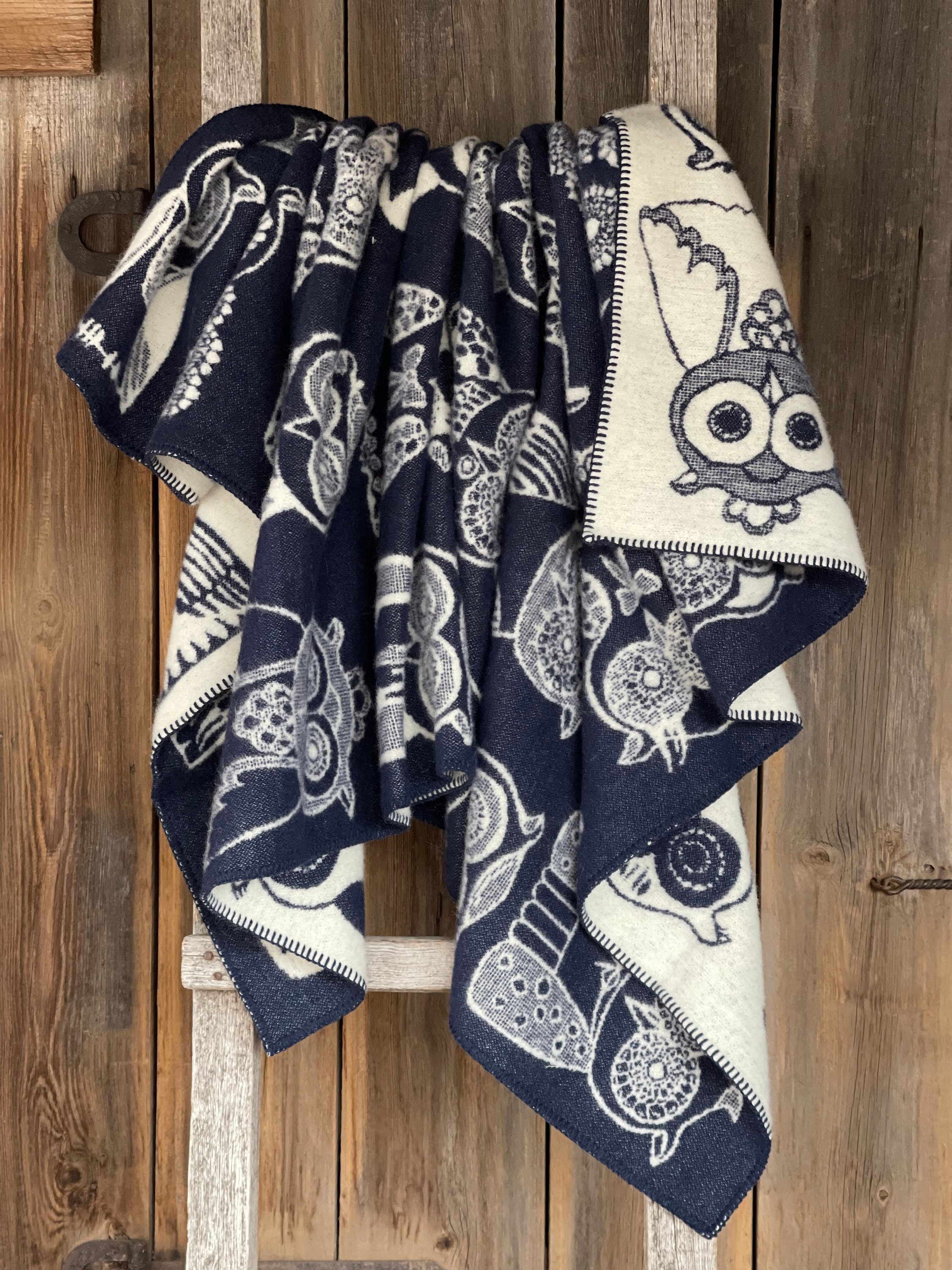 Navy blue lambswool blanket with cute owls Pure Wool throws blankets blanket Navy blue Owl blanket t