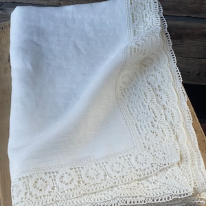 White linen tablecloth, Laced linen tabletcloth, Dining tablecloth, White linen tablecloth linen lace, White linen lace with sun ornament
