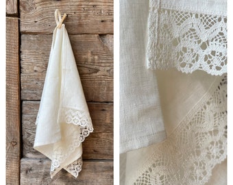 White linen tea towel floral lace, Laced off-white linen tea towel, Vintage stonewashed linen tea towel white linen lace 19''x33''/50x85cm