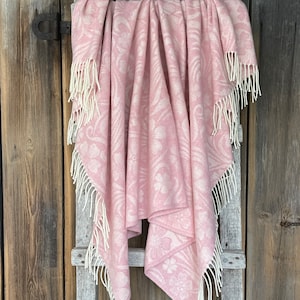 Pink cashmere wool throw blanket floral Soft pink Cashmere&merino wool mix throw blanket Pink cashmere wool sofa throw 51&#39;&#39;X71&#39;&#39;/130X180cm