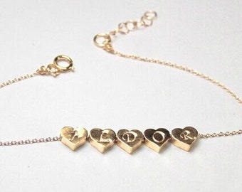 Bracelet coeurs personnalisé - Bracelet coeur, bracelet amour, bijoux romantiques, cadeau de la Saint-Valentin, bijoux symboliques, bracelet sentimental,