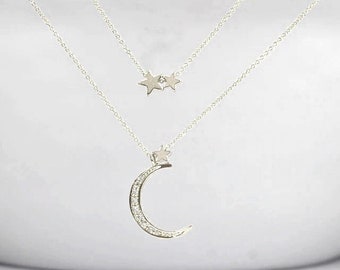Superposition de colliers étoiles de lune, collier nouvelle maman, bijoux étoiles de lune. Collier lune CZ, cadeau de demoiselle d'honneur, collier 3 étoiles, collier céleste