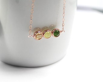 Drei Geburtssteine Schmuck für 3 beste Freunde. Minimalistische Birthstone Halskette. rose gold Geburtsstein Armband. drei Schwestern Geburtsstein.3 Frauen