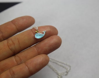 Collana con balena, ciondolo balena azzurra. , gioielli oceanici, collana nautica, gioielli Sea Life, regalo per amanti dell’oceano, gioielli Marine Summer