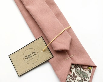 Vintage pink men’s tie, handmade with a William Morris Liberty floral lining