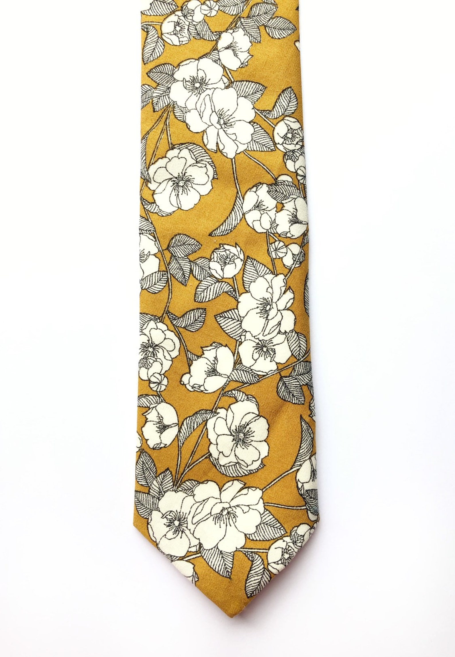 mens mustard tie